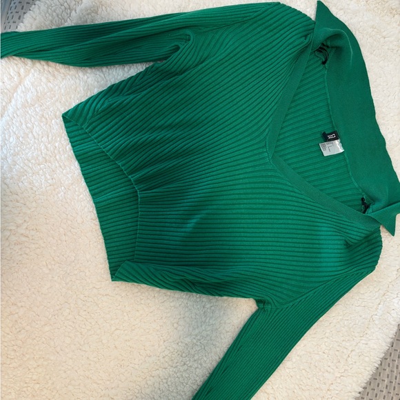 Divided Emerald Ribbed Knit Top - Picture 2 of 4